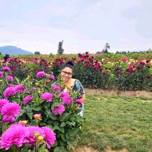 Meet your Posher, Alaina